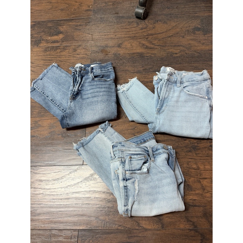 Kensie Jeans Bundle 3 Pairs 2/26 Slims